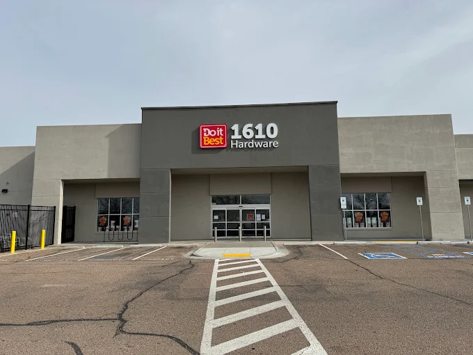 1610 Hardware store front